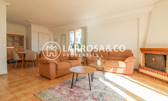 A Vendre - Penthouse  - Torrevieja - Punta Prima