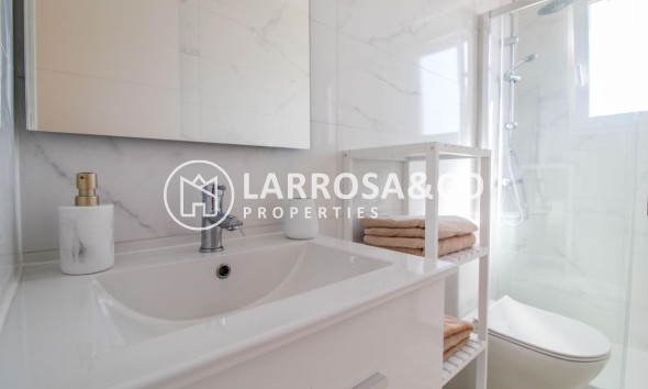 A Vendre - Penthouse  - Torrevieja - Punta Prima