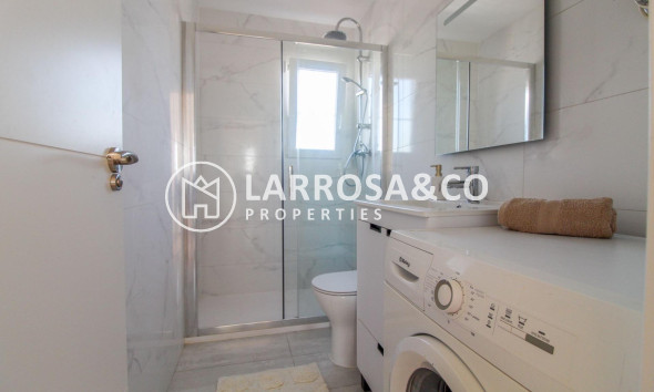 A Vendre - Penthouse  - Torrevieja - Punta Prima