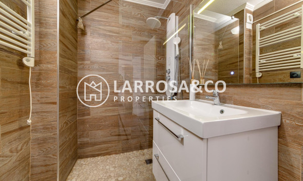 Reventa - Apartamento - Torrevieja - Playa del cura