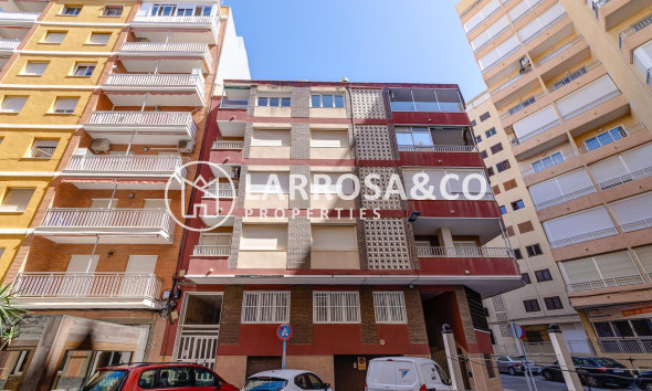 Reventa - Apartamento - Torrevieja - Playa del cura