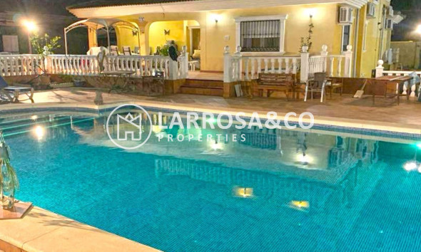 A Vendre - Villa - Torrevieja - Costa Blanca