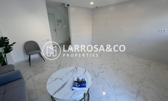 Resale - Semi-detached house - Torrevieja - Los Balcones - Los Altos del Edén