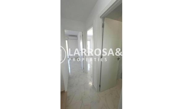 Resale - Semi-detached house - Torrevieja - Los Balcones - Los Altos del Edén
