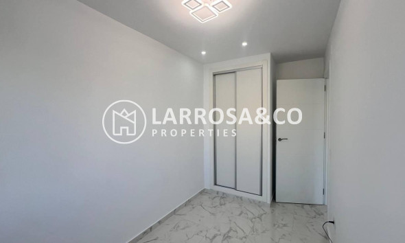 Resale - Semi-detached house - Torrevieja - Los Balcones - Los Altos del Edén
