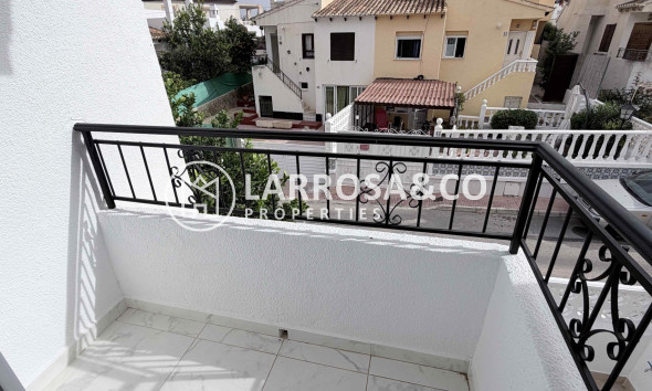 Reventa - Adosado - Torrevieja - Costa Blanca