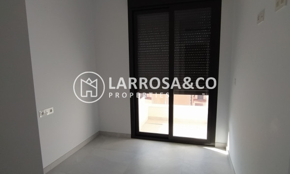 Resale - Apartment - Torrevieja - CENTRE PLAYA DEL CURA LAS PISCINAS