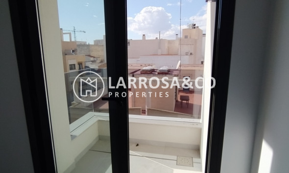 Resale - Apartment - Torrevieja - CENTRE PLAYA DEL CURA LAS PISCINAS