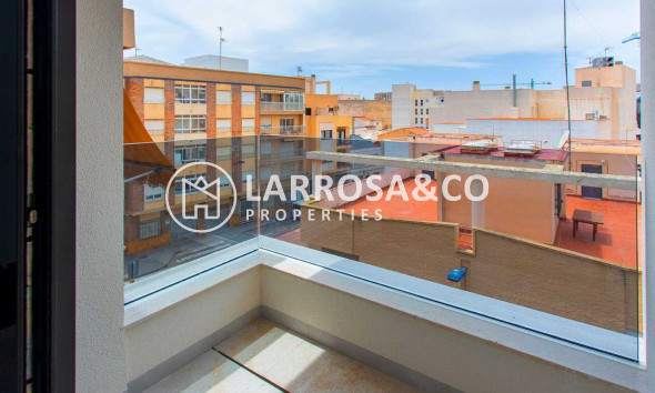 Resale - Apartment - Torrevieja - CENTRE PLAYA DEL CURA LAS PISCINAS