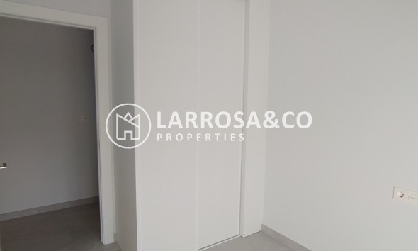 Resale - Apartment - Torrevieja - CENTRE PLAYA DEL CURA LAS PISCINAS