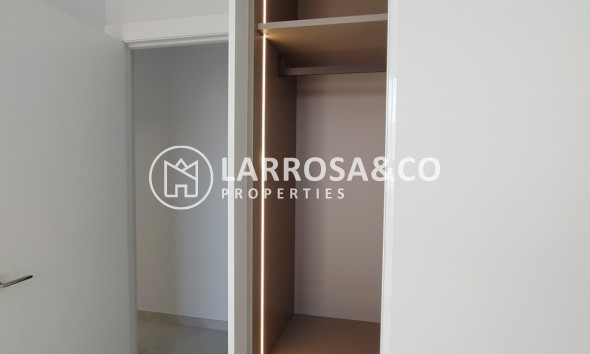 Resale - Apartment - Torrevieja - CENTRE PLAYA DEL CURA LAS PISCINAS