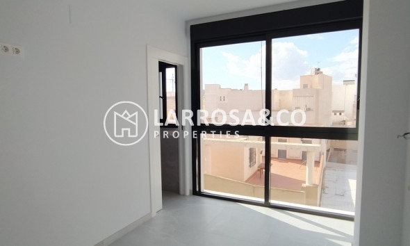 Resale - Apartment - Torrevieja - CENTRE PLAYA DEL CURA LAS PISCINAS