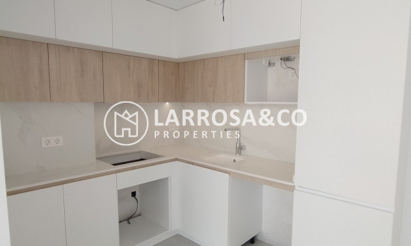 Resale - Apartment - Torrevieja - CENTRE PLAYA DEL CURA LAS PISCINAS