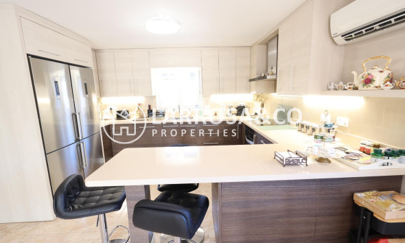 Resale - Detached House/Villa - Torrevieja - Costa Blanca