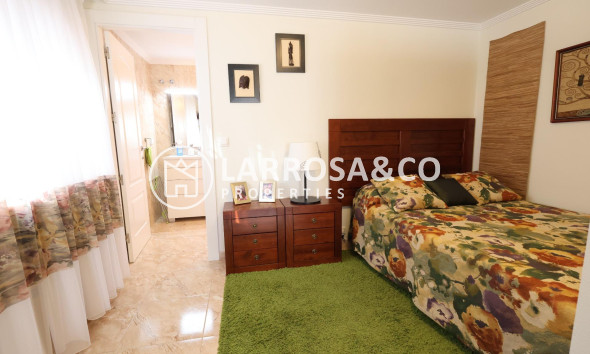 Resale - Detached House/Villa - Torrevieja - Costa Blanca