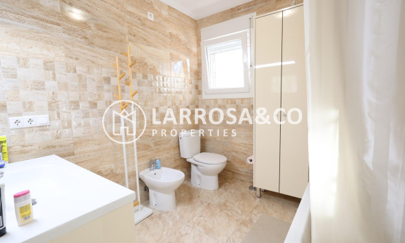 Resale - Detached House/Villa - Torrevieja - Costa Blanca