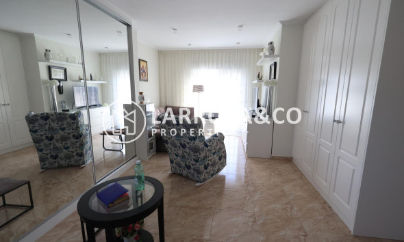 Resale - Detached House/Villa - Torrevieja - Costa Blanca