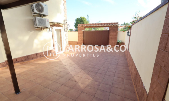 Resale - Detached House/Villa - Torrevieja - Costa Blanca