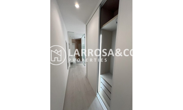 Reventa - Apartamento - Torrevieja - Playa del cura