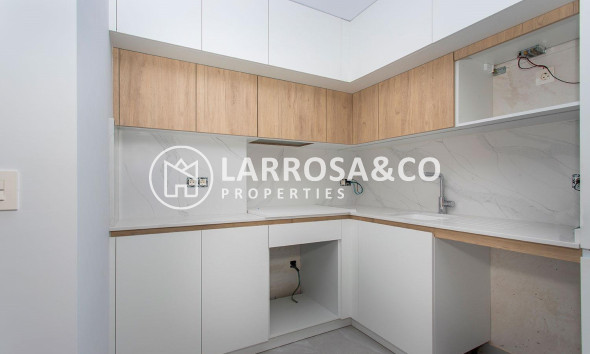 Reventa - Apartamento - Torrevieja - Playa del cura