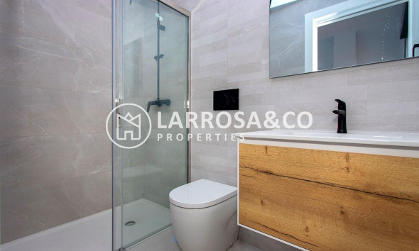 Reventa - Apartamento - Torrevieja - Playa del cura