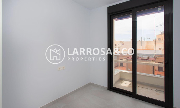 Reventa - Apartamento - Torrevieja - Playa del cura