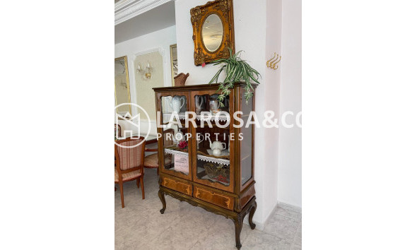 Reventa - Local - Guardamar del Segura - Costa Blanca