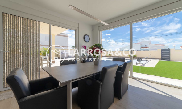 Herverkoop - Villa - Torrevieja - Costa Blanca