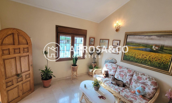 Herverkoop - Villa - Torrevieja - Aguas Nuevas
