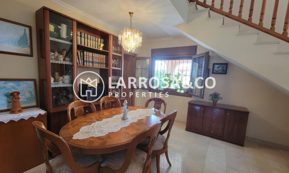 Herverkoop - Villa - Torrevieja - Aguas Nuevas