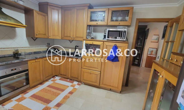 Herverkoop - Villa - Torrevieja - Aguas Nuevas