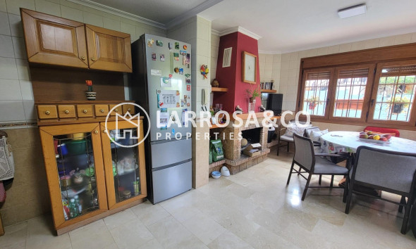 Herverkoop - Villa - Torrevieja - Aguas Nuevas