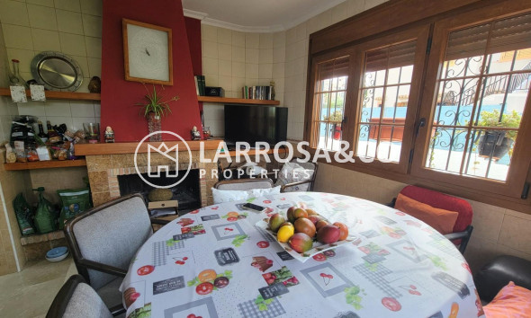 Herverkoop - Villa - Torrevieja - Aguas Nuevas