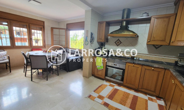 Herverkoop - Villa - Torrevieja - Aguas Nuevas