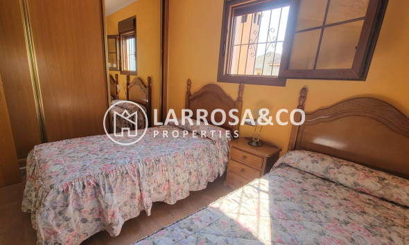 Herverkoop - Villa - Torrevieja - Aguas Nuevas