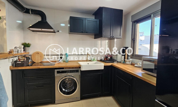 Resale - Apartment - Torrevieja - Estacion de autobuses