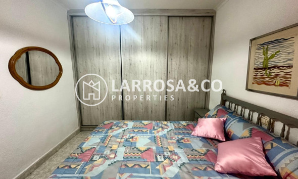 Resale - Apartment - Torrevieja - Centro