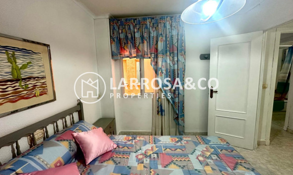 Resale - Apartment - Torrevieja - Centro