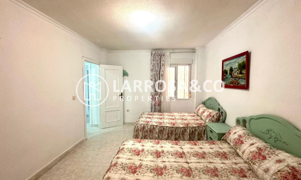 Resale - Apartment - Torrevieja - Centro