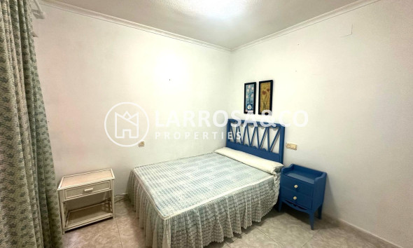 Resale - Apartment - Torrevieja - Centro