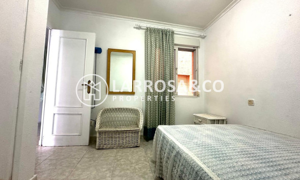 Resale - Apartment - Torrevieja - Centro