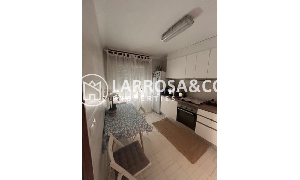 Herverkoop - Semi-detached house - Torrevieja - Centro