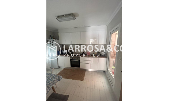 Herverkoop - Semi-detached house - Torrevieja - Centro