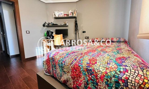 Вторичный рынок - Квартира - Торревьеха - Estacion de autobuses