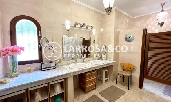 Reventa - Chalet - Villamartín - Costa Blanca