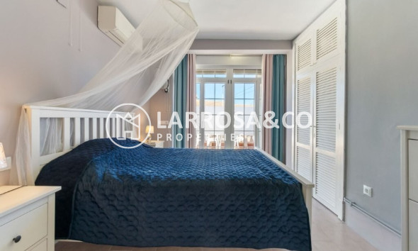 Вторичный рынок - Таунхаус - Торревьеха - Los Frutales/ La Rosaleda