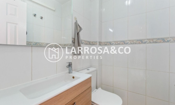 Вторичный рынок - Таунхаус - Торревьеха - Los Frutales/ La Rosaleda