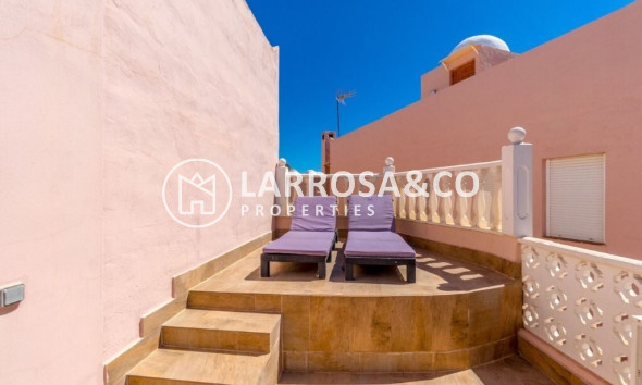 Вторичный рынок - Таунхаус - Торревьеха - Los Frutales/ La Rosaleda