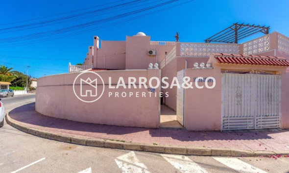 Вторичный рынок - Таунхаус - Торревьеха - Los Frutales/ La Rosaleda