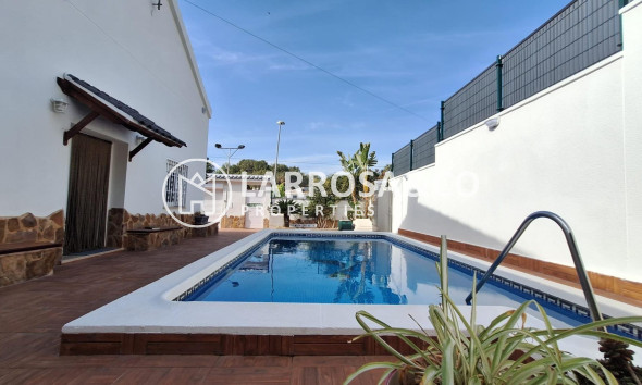 Herverkoop - Villa - Torrevieja - Los Balcones - Los Altos del Edén